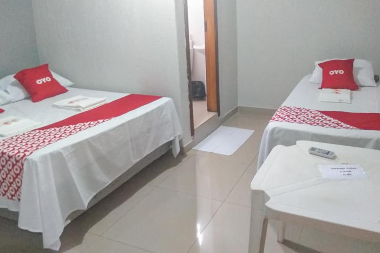 Oyo Hotel Esplanada, Бразилиа Экстерьер фото